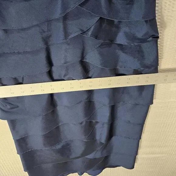 Adrianna Papell Women's Sz 4 Flutter Sleeve Tiered V-Neckline Front & Back Dress - Picture 8 of 9